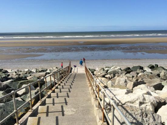 Caravan Hire Golden Sands Sea Front Kinmel Bay Extérieur photo