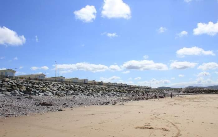 Caravan Hire Golden Sands Sea Front Kinmel Bay Extérieur photo