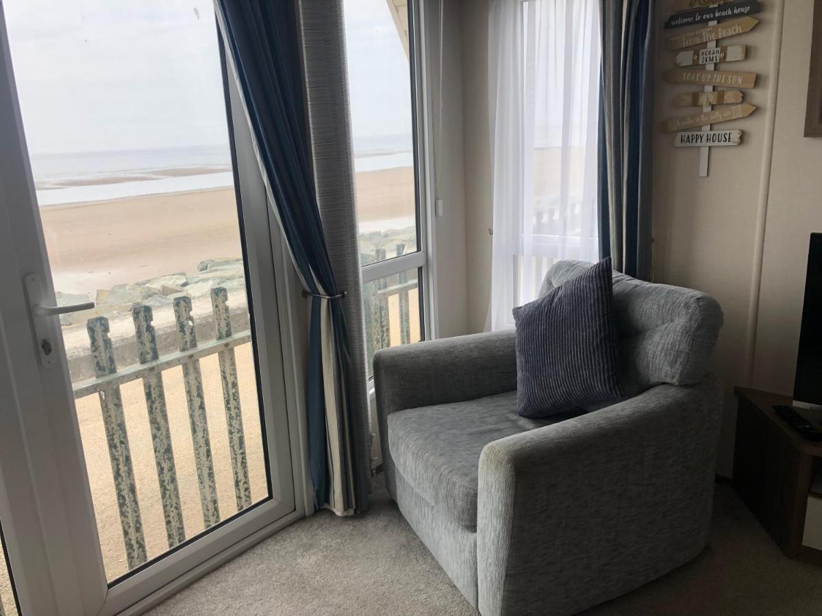 Caravan Hire Golden Sands Sea Front Kinmel Bay Extérieur photo