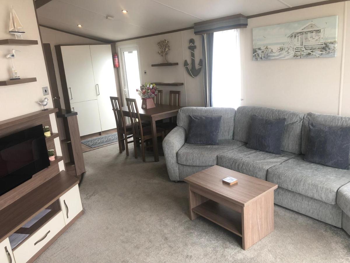 Caravan Hire Golden Sands Sea Front Kinmel Bay Extérieur photo