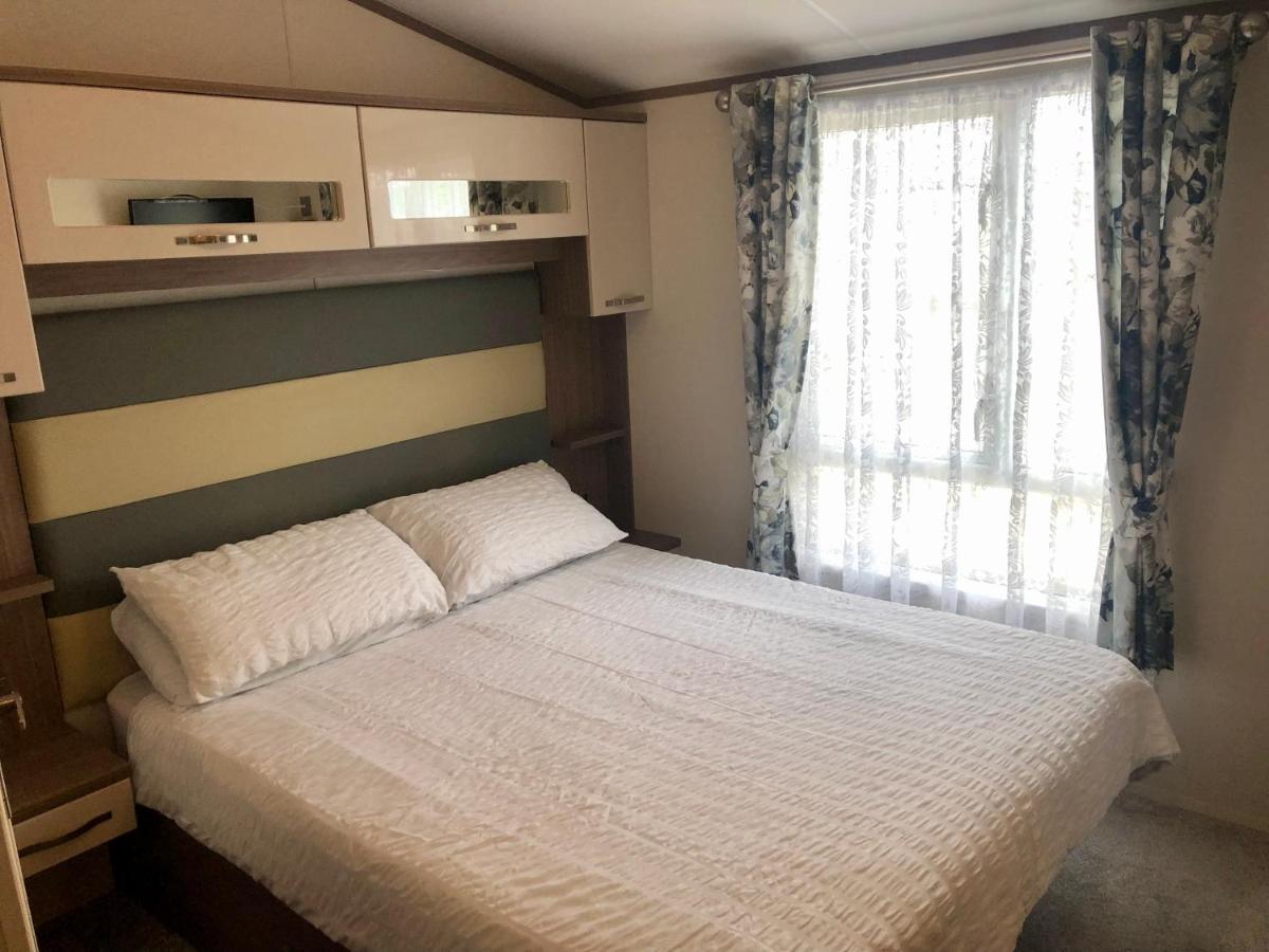 Caravan Hire Golden Sands Sea Front Kinmel Bay Extérieur photo