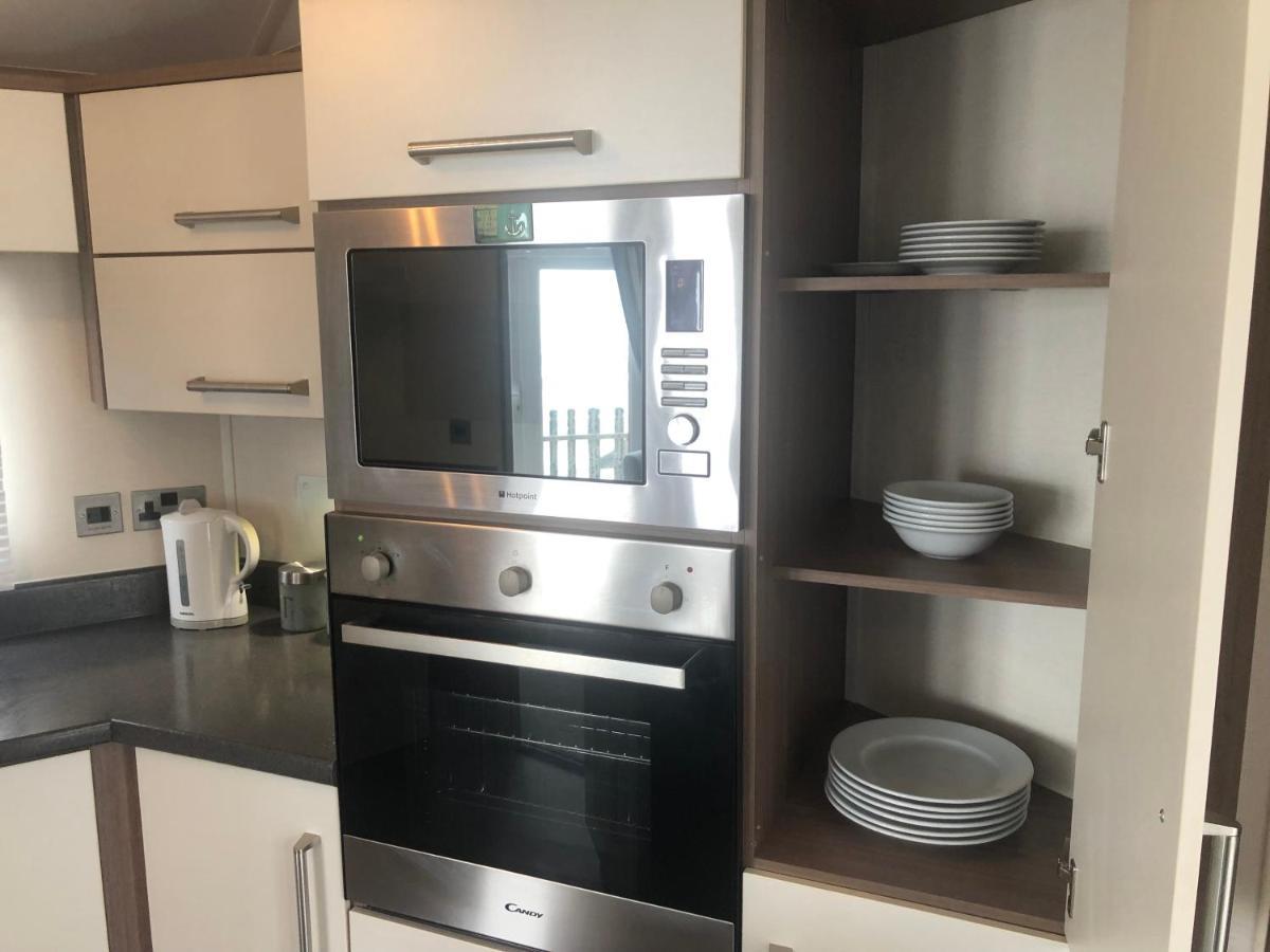 Caravan Hire Golden Sands Sea Front Kinmel Bay Extérieur photo