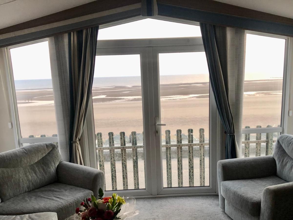 Caravan Hire Golden Sands Sea Front Kinmel Bay Extérieur photo