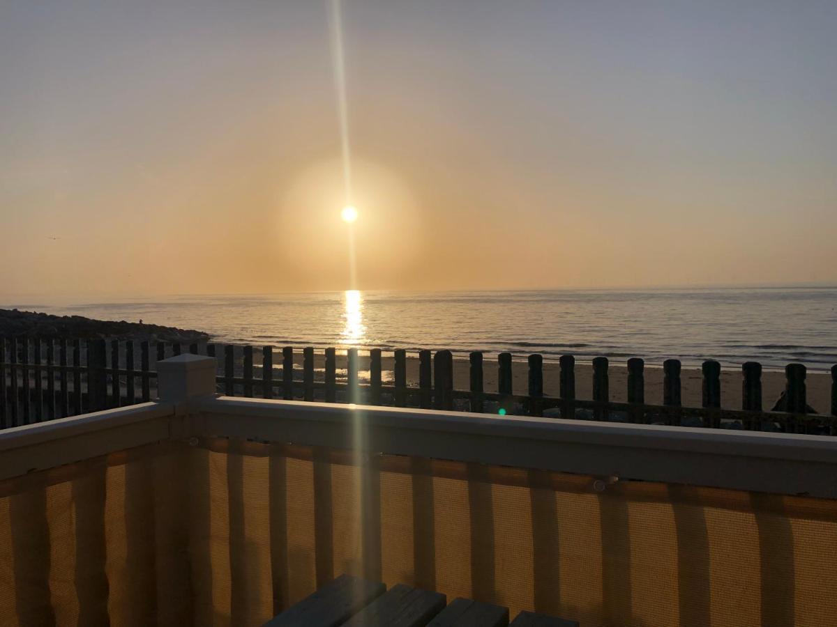 Caravan Hire Golden Sands Sea Front Kinmel Bay Extérieur photo